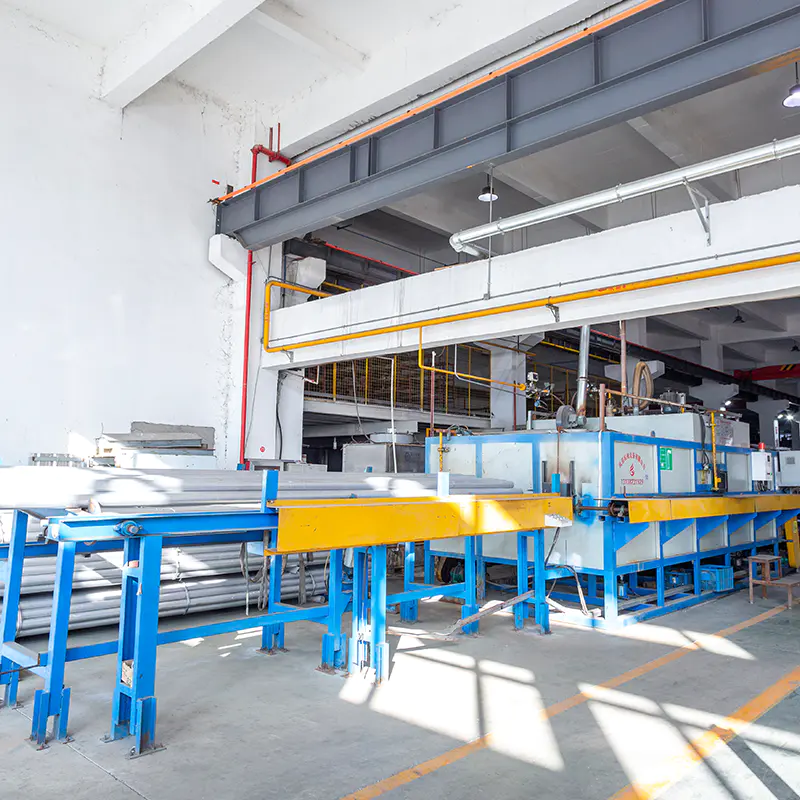 Extrusiewerkplaats - 680T persmachine